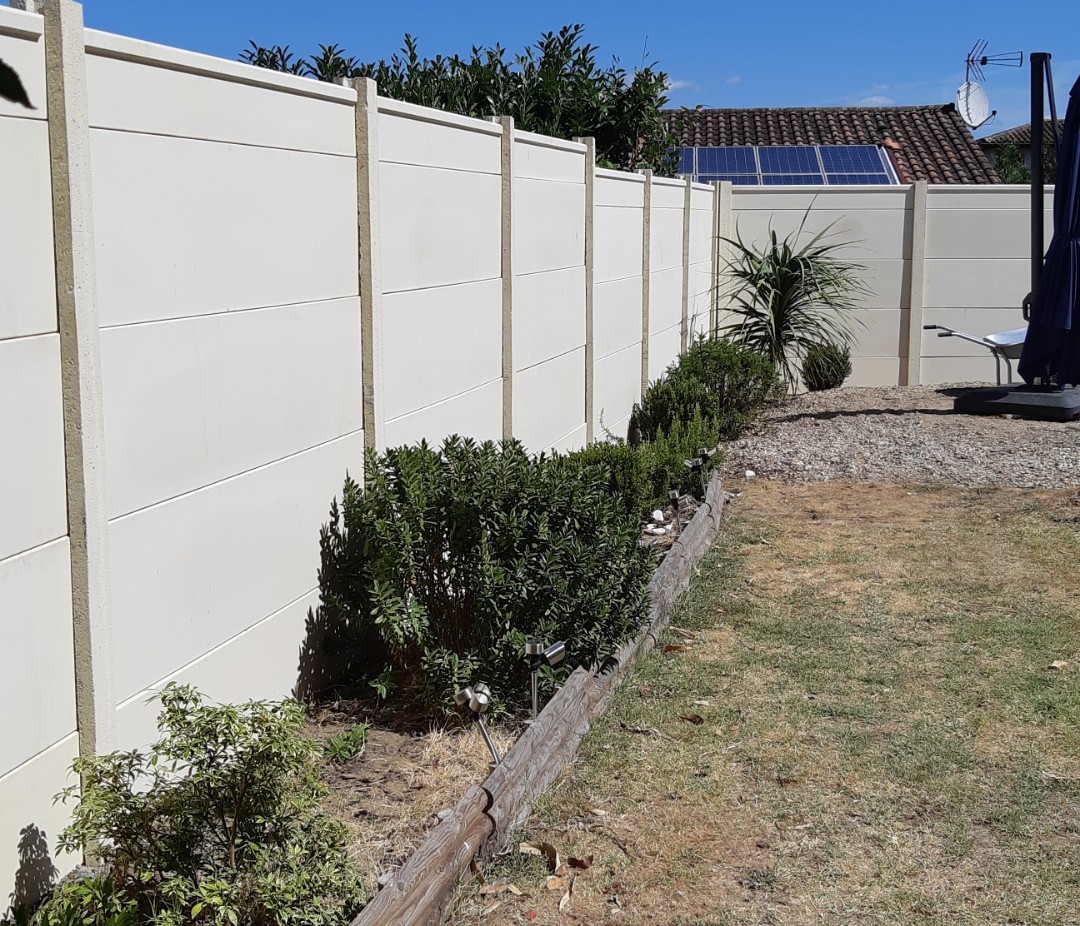 41ml Clôture béton lisse Ht 2m24 ton pierre à Léognan