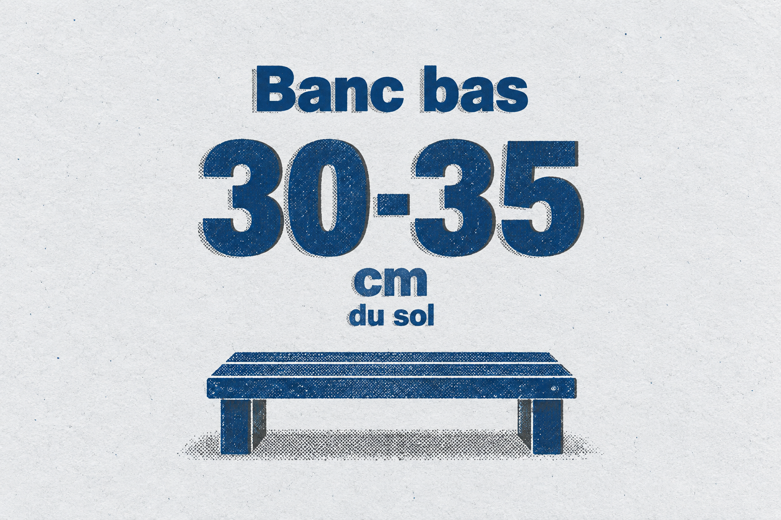 Un banc à 30-35 cm du sol installe l'ambiance zen.